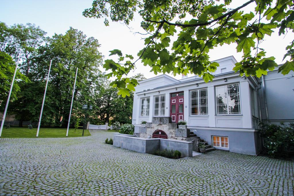 Saka Manor Hotel Luaran gambar